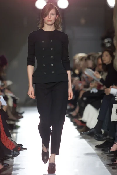 Look 17